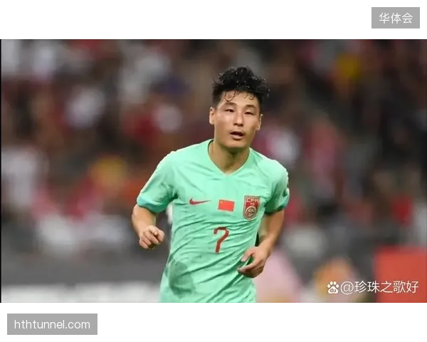 武磊凭借高效门前嗅觉，再度荣膺中超联赛金靴奖。